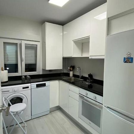Piso Nuevo Bien Situado En Santander Apartment Екстериор снимка
