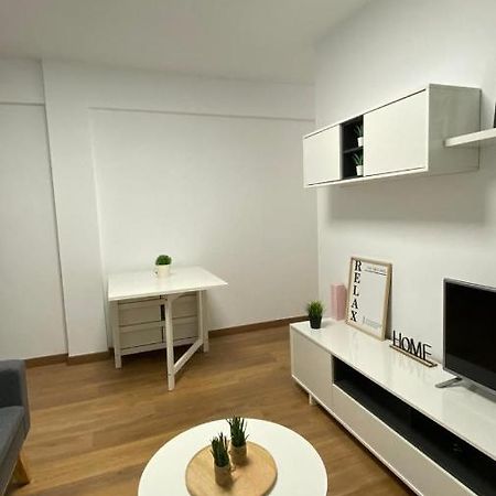 Piso Nuevo Bien Situado En Santander Apartment Екстериор снимка