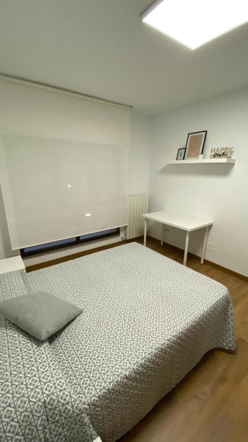 Piso Nuevo Bien Situado En Santander Apartment Екстериор снимка